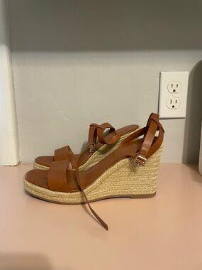 A New Day | Size 10 | Brown/Tan Wedges